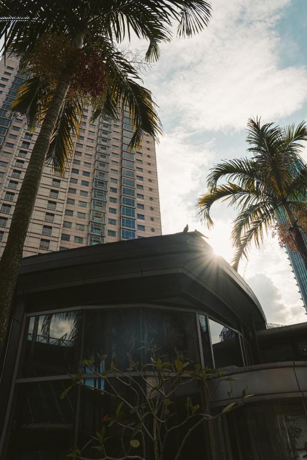 St Giles Gardens Hotel Kuala Lumpur Exterior foto The hotel's main entrance